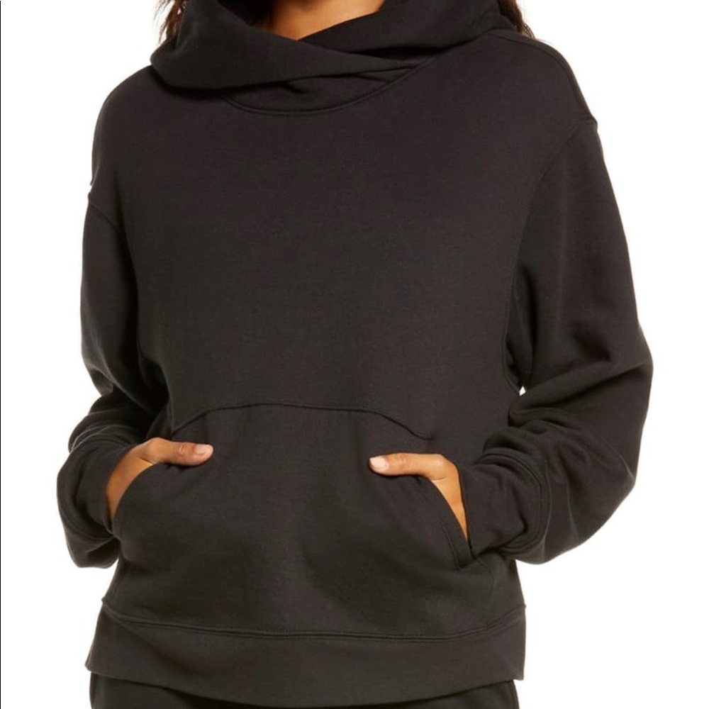 NWT Women’s ZELLA Cali Fleece Sweatshirt NAVY M